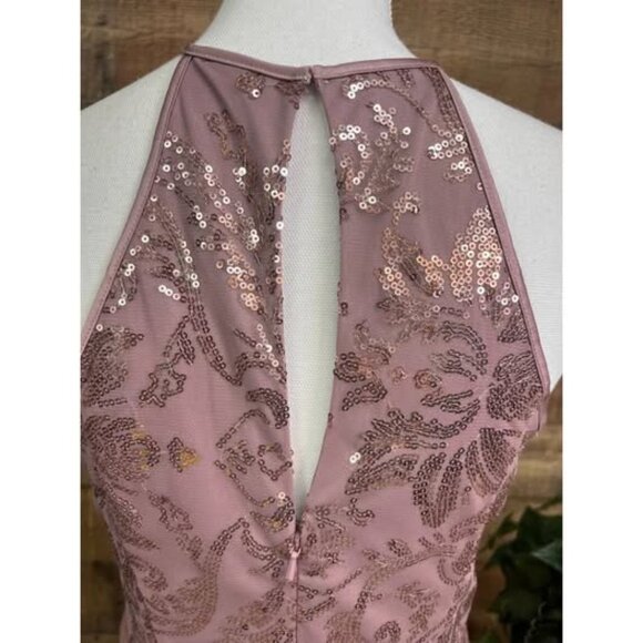 Size 8 DB Studio Rose Color Formal Dress - Picture 5 of 9
